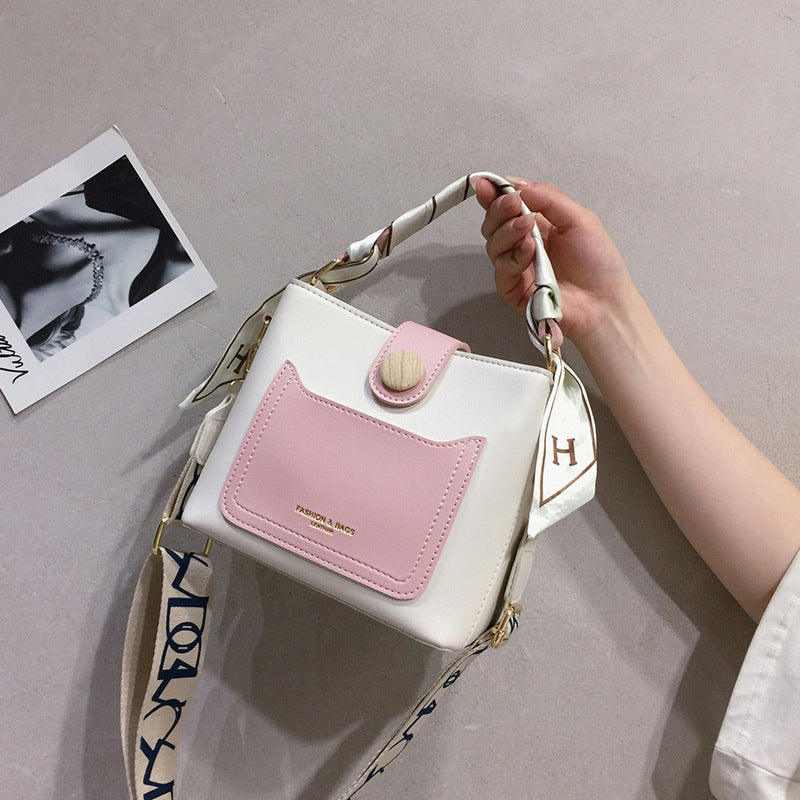 Trendy Bucket Shoulder Bag