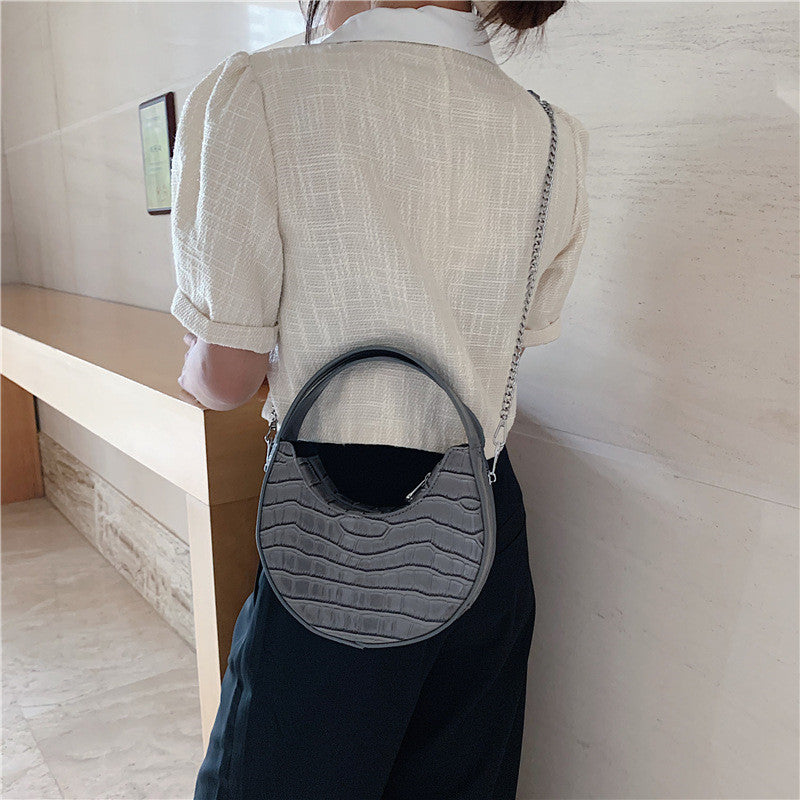👜 Small Fresh Fashion Dumpling Shoulder Bag