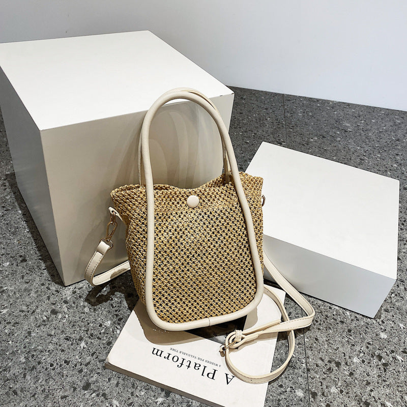 Wome's Portable Straw Bag