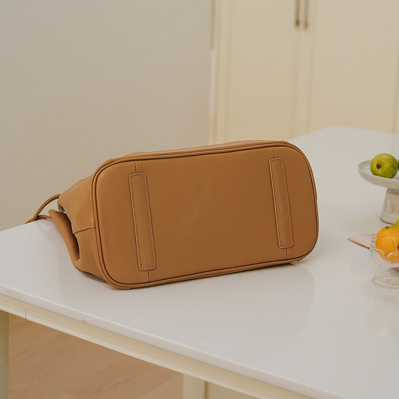 Elegant Soft Cowhide Large Capacity Tote Bag
