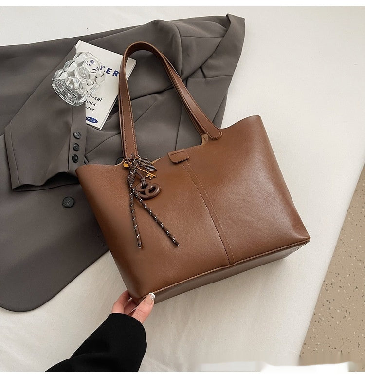 Large Capacity Retro Textured Shoulder Tote Bag