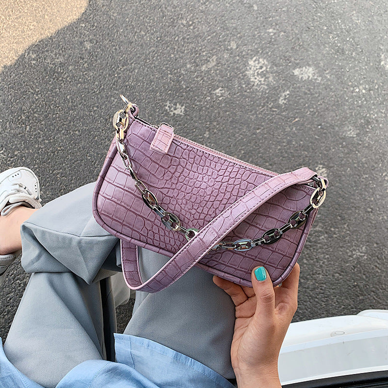 Chain diagonal underarm bag
...
Price:8.9 0MR
Free Shipping in Oman
Available now at Riza Trending Atelier