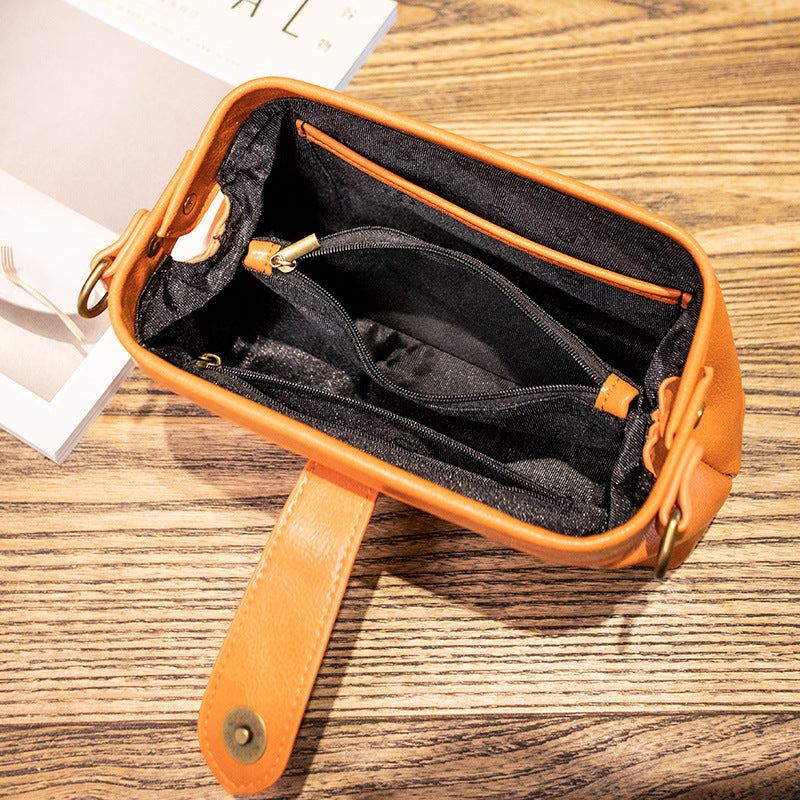 Retro Trend  Women's Messenger Bag