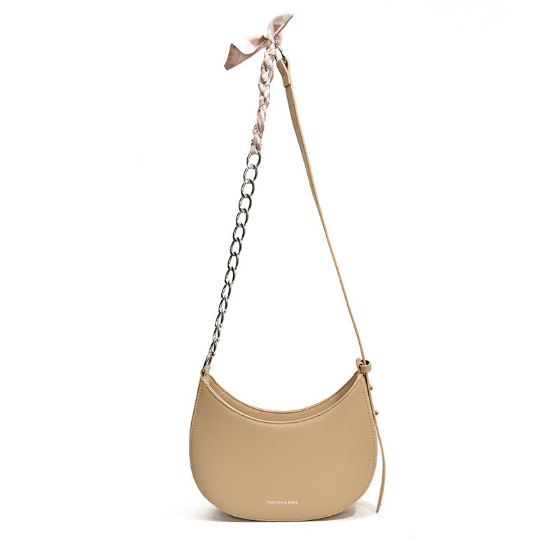 Retro Minimalist Saddle Shoulder Bag