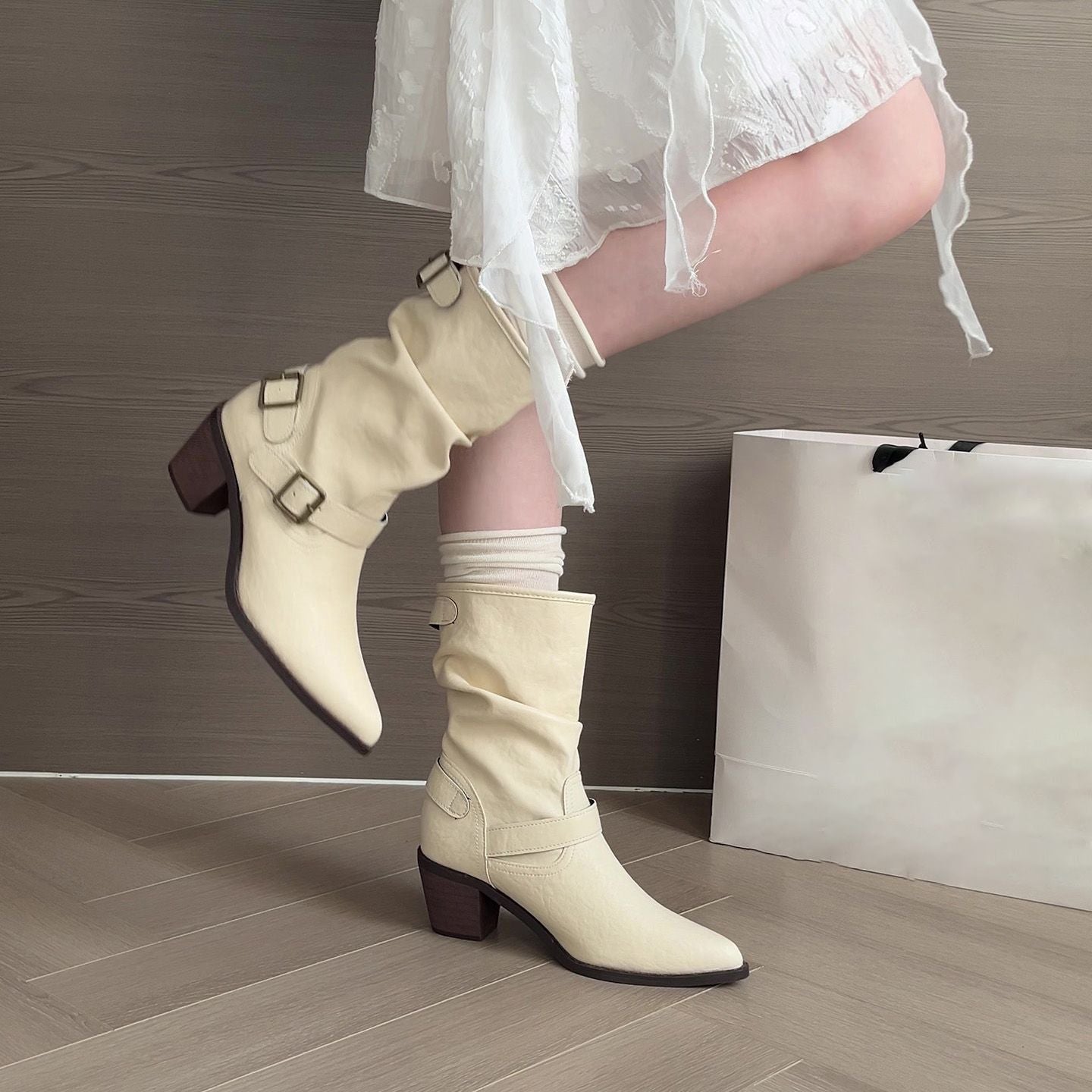 Pointed Toe Chunky Heel Comfort Boots