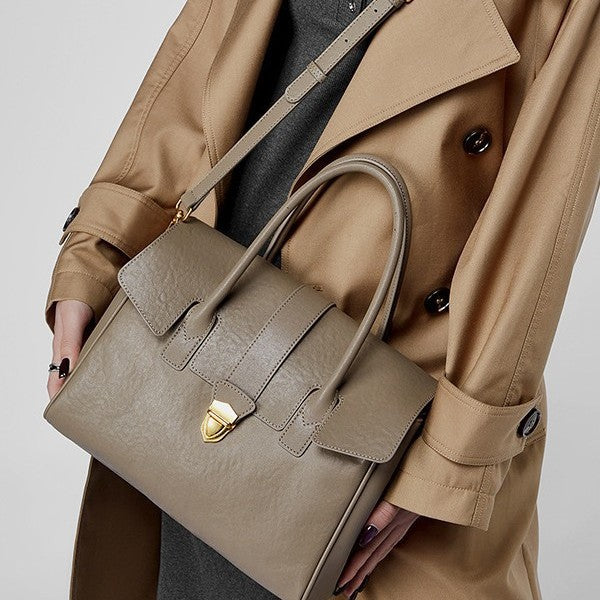Vintage Lock Leather Handbag – Elegant Structured Office Bag